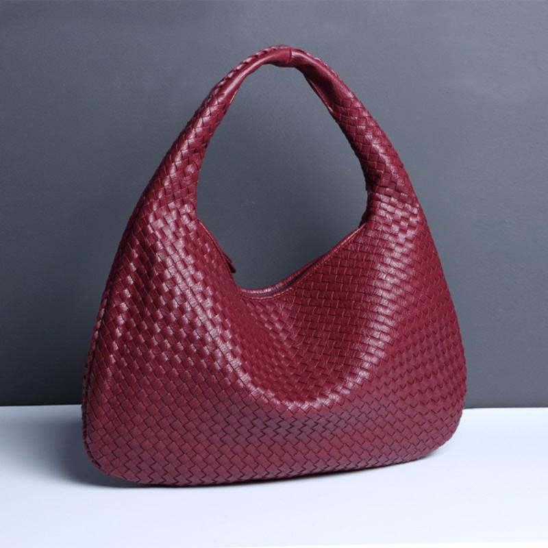 2024 New Hand-woven Hand-held Moon Bag